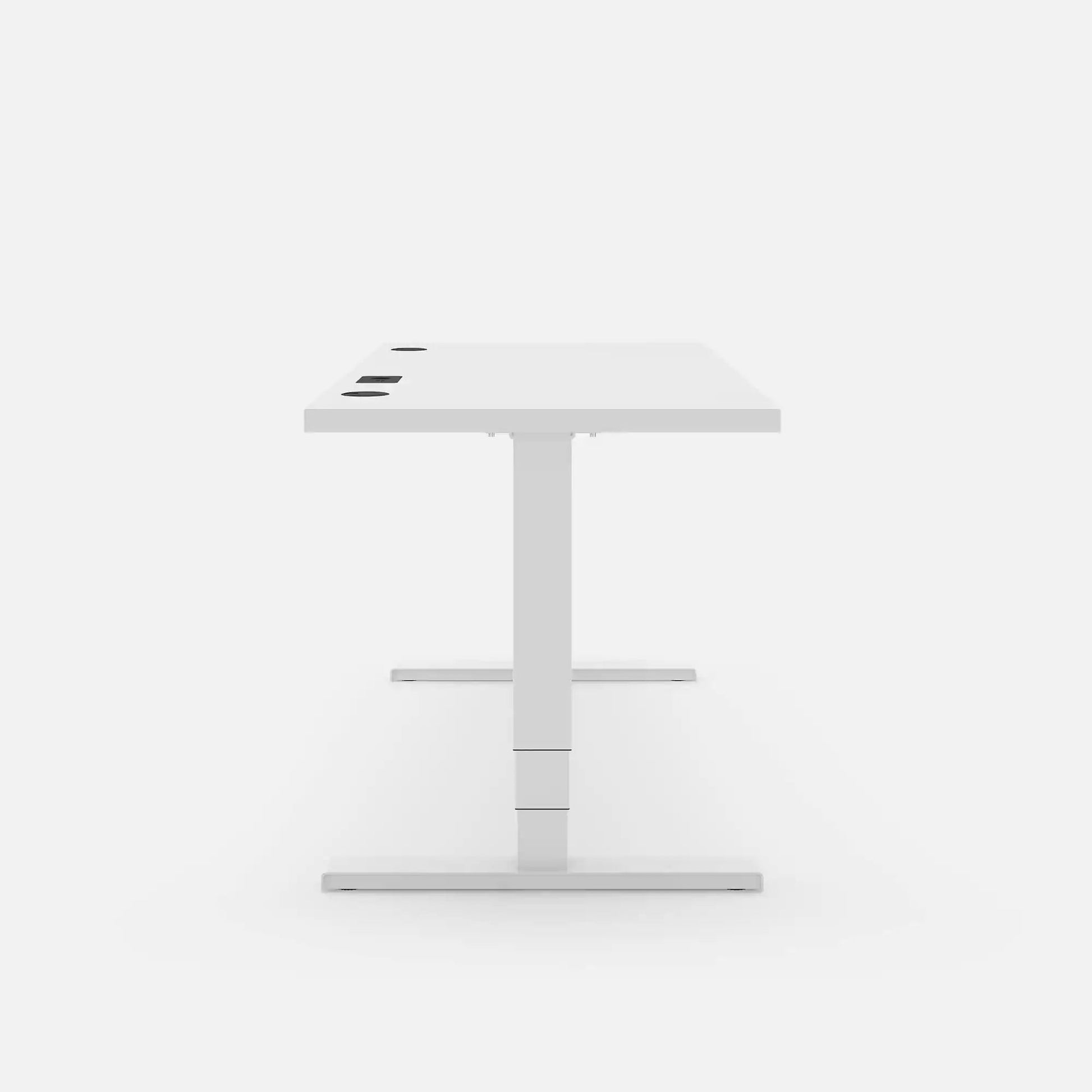 Elements Solid 2000 aus Schreibtisch von Actiforce | Tischwelt24.de